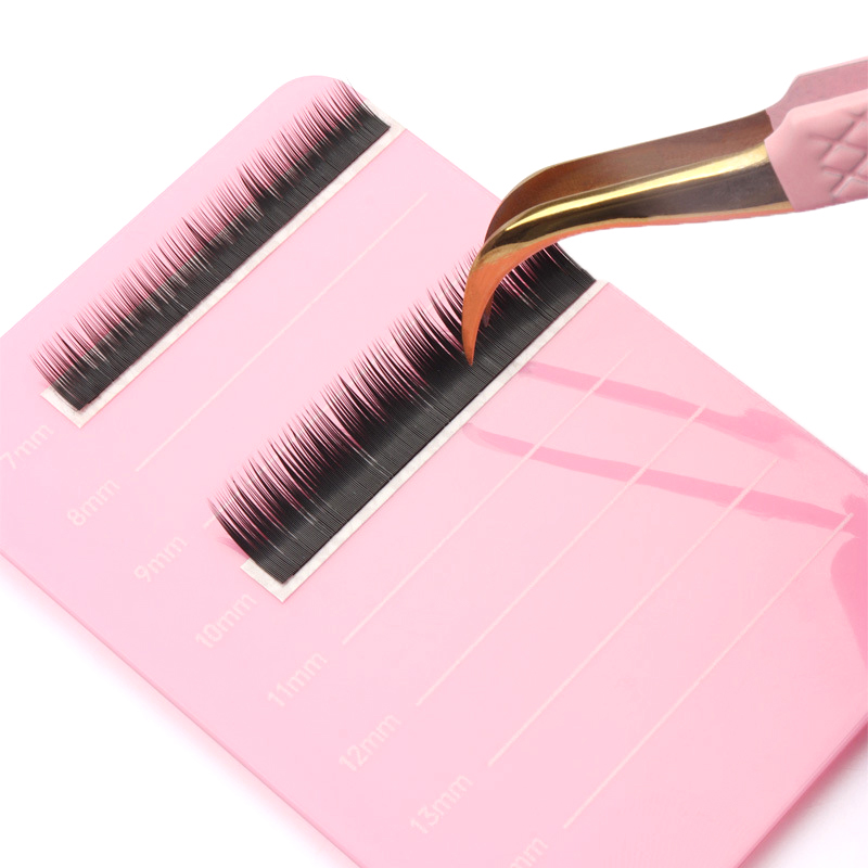حامل الرموش أدوات البليت اليدو - مراجعة Lash Tile Palette وسعره