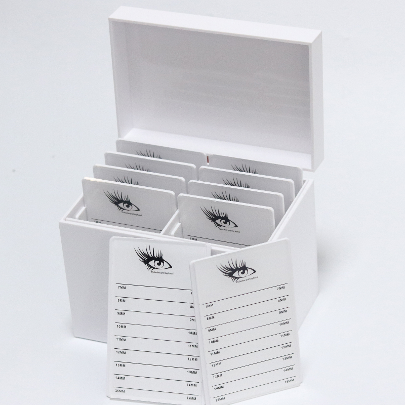 صالون تجميل 10 طبقات الاكريليك - مراجعة Lash Tile Palette وسعره